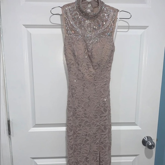 Only worn once - Picture 2 of 5